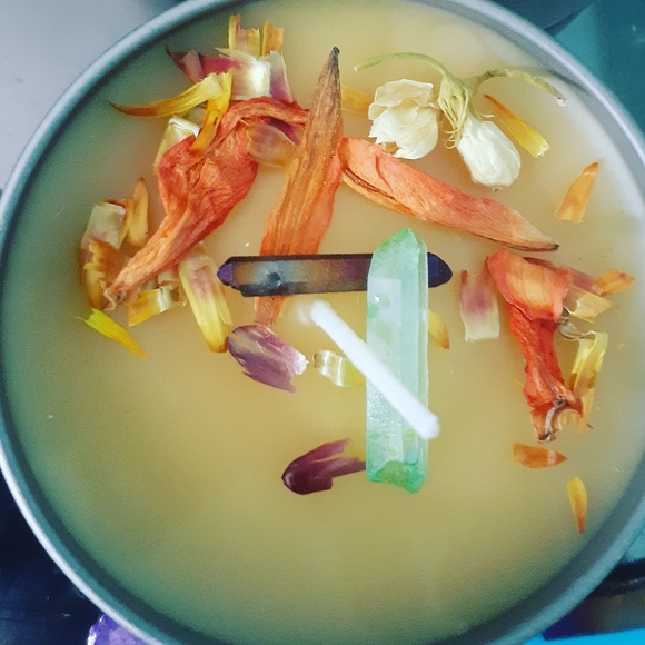 Beginner Witch Alter Kit - Picture 2 of 9